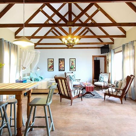 Lentelus Guesthouse Джордж Екстериор снимка